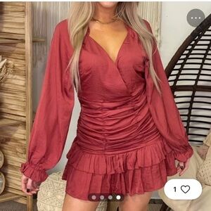 glam Terracotta V-Neck Ruched Mini Dress, size Small